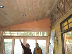 Look at the beautiful alder ceiling in the 'bug room'